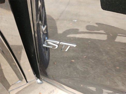 New 2026 Buick Enclave Sport Touring w/ Power Package image 31