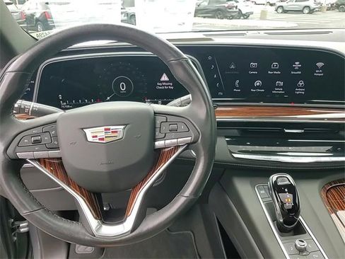 Certified 2021 Cadillac Escalade ESV Premium Luxury image 23