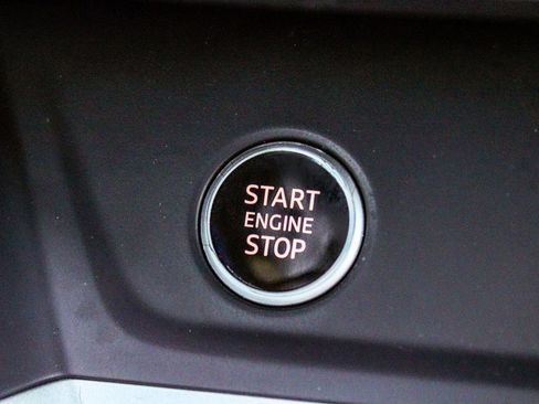 Used 2021 Audi Q3 2.0T Premium w/ Convenience Package image 30