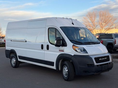 Used 2022 RAM ProMaster 2500 image 4