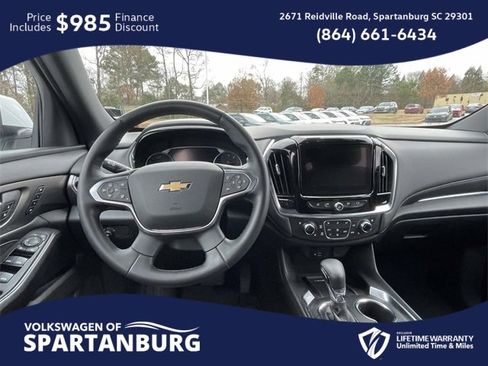Used 2023 Chevrolet Traverse Premier image 14