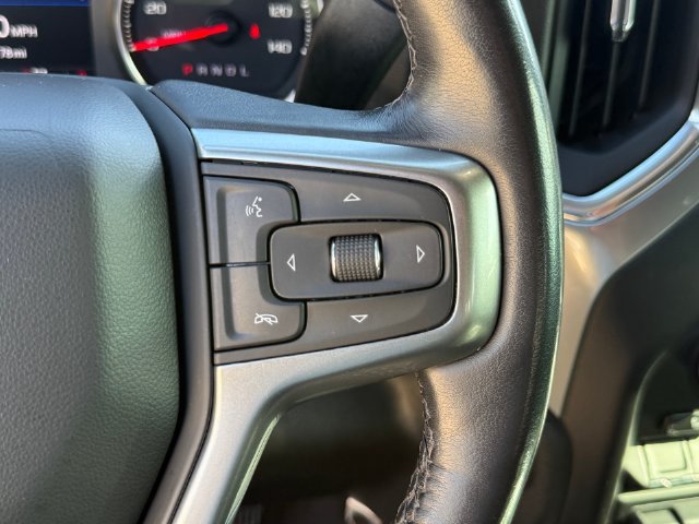 Used 2020 Chevrolet Silverado 1500 LT Trail Boss w/ Midnight Edition AWD/4WD image 20
