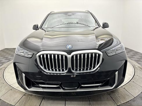 New 2026 BMW X5 xDrive50e w/ Climate Comfort Package image 14