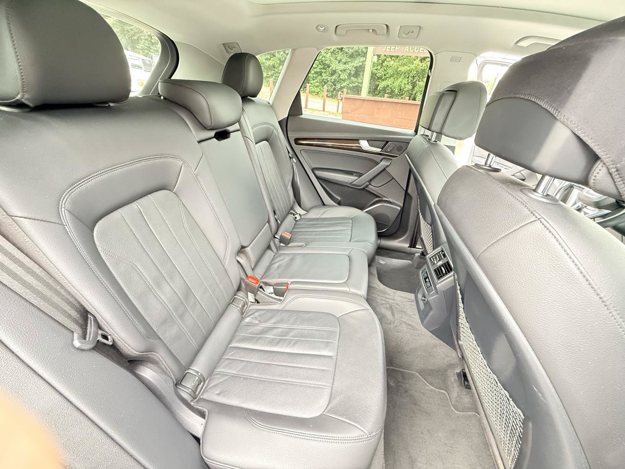 Used 2019 Audi Q5 2.0T Premium w/ Convenience Package AWD/4WD image 26