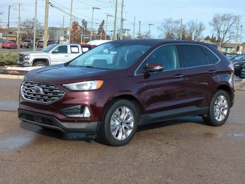 Used 2023 Ford Edge Titanium image 4