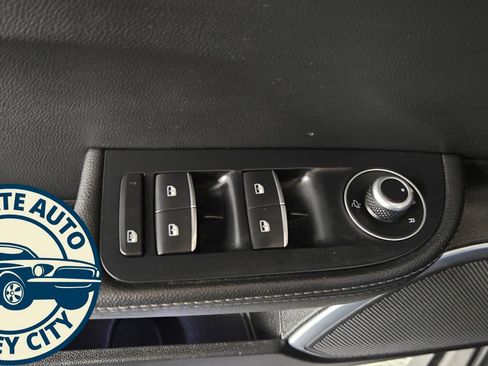 Used 2022 Alfa Romeo Giulia Ti image 19