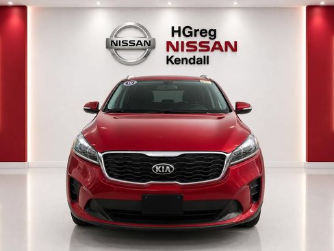 Used 2019 Kia Sorento AWD w/ LX Convenience Package image 4