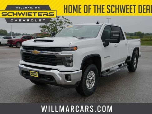 Used 2025 Chevrolet Silverado 2500 LT w/ Convenience Package AWD/4WD image 1