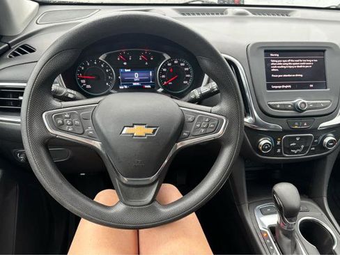 Used 2022 Chevrolet Equinox LT w/ LPO, Floor Liner Package image 18