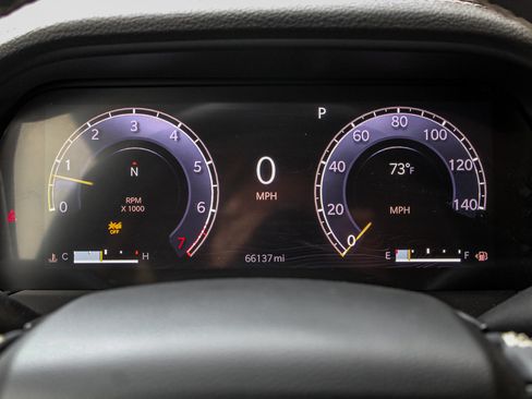 Used 2022 Jeep Grand Cherokee L Limited AWD/4WD image 32