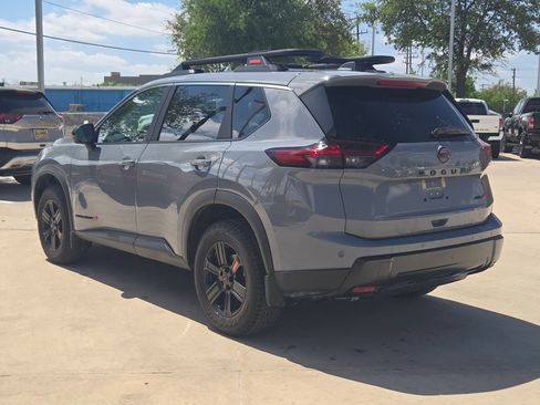 Certified 2025 Nissan Rogue SV w/ Rock Creek Premium Package image 5