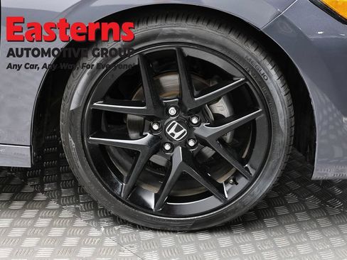 Used 2024 Honda Civic Sport image 29
