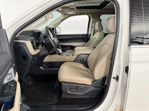Used 2022 Ford Expedition Max Limited AWD/4WD image 11