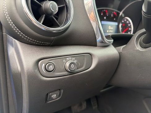 Used 2024 Chevrolet Blazer LT w/ Convenience Package image 19