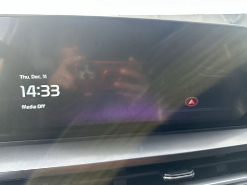 Used 2023 Kia Telluride S image 20