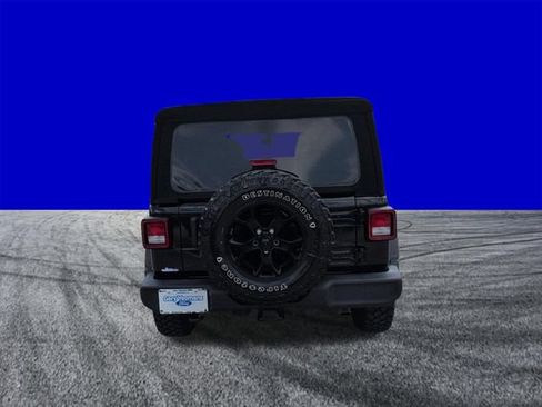 Used 2022 Jeep Wrangler Unlimited Sport AWD/4WD image 5