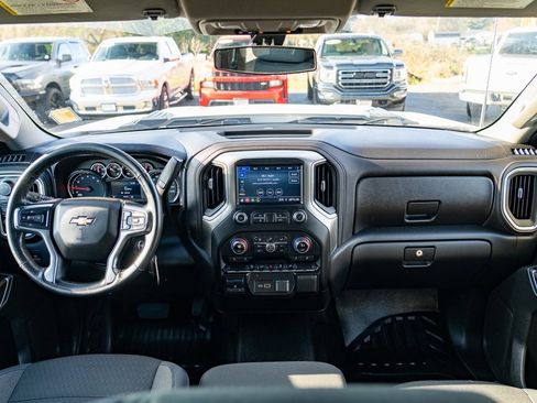 Used 2020 Chevrolet Silverado 3500 LT image 20