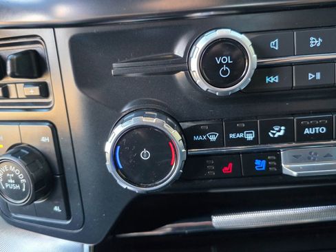 Used 2023 Ford F150 Platinum w/ Equipment Group 701A High image 17