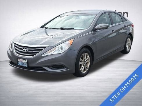 Used 2013 Hyundai Sonata GLS FWD image 3