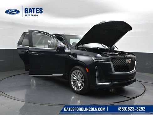 Used 2023 Cadillac Escalade Premium Luxury w/ Performance Package AWD/4WD image 69