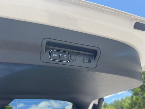 New 2026 Ford Explorer Platinum RWD image 22