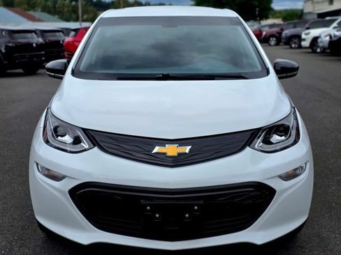 Used 2021 Chevrolet Bolt LT FWD image 2