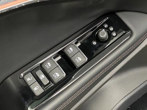 New 2025 Jeep Wagoneer S Limited image 32