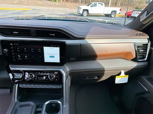 New 2026 GMC Sierra 2500 Denali w/ Denali Reserve Package image 20