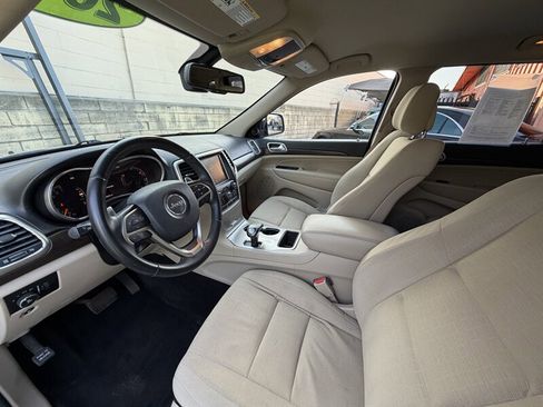 Used 2014 Jeep Grand Cherokee Laredo w/ Quick Order Package 23E RWD image 32