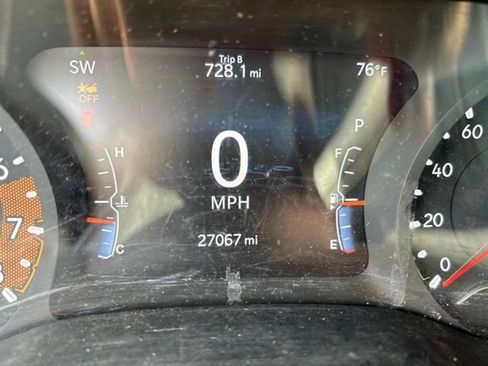 Used 2023 Jeep Compass Latitude w/ Sun and Sound Group AWD/4WD image 12