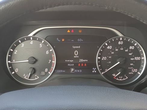 Used 2024 Nissan Titan SV w/ SV Bronze Edition Package image 25