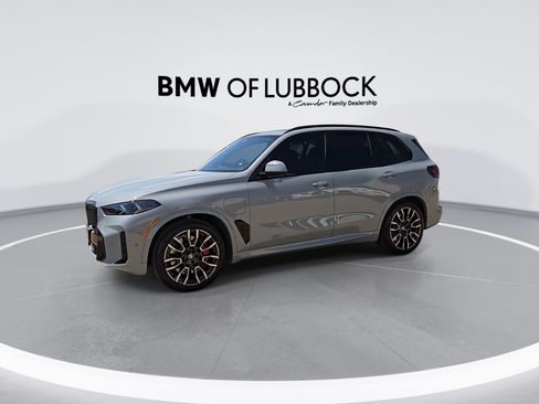 Used 2026 BMW X5 xDrive50e w/ M Sport Package AWD/4WD image 5