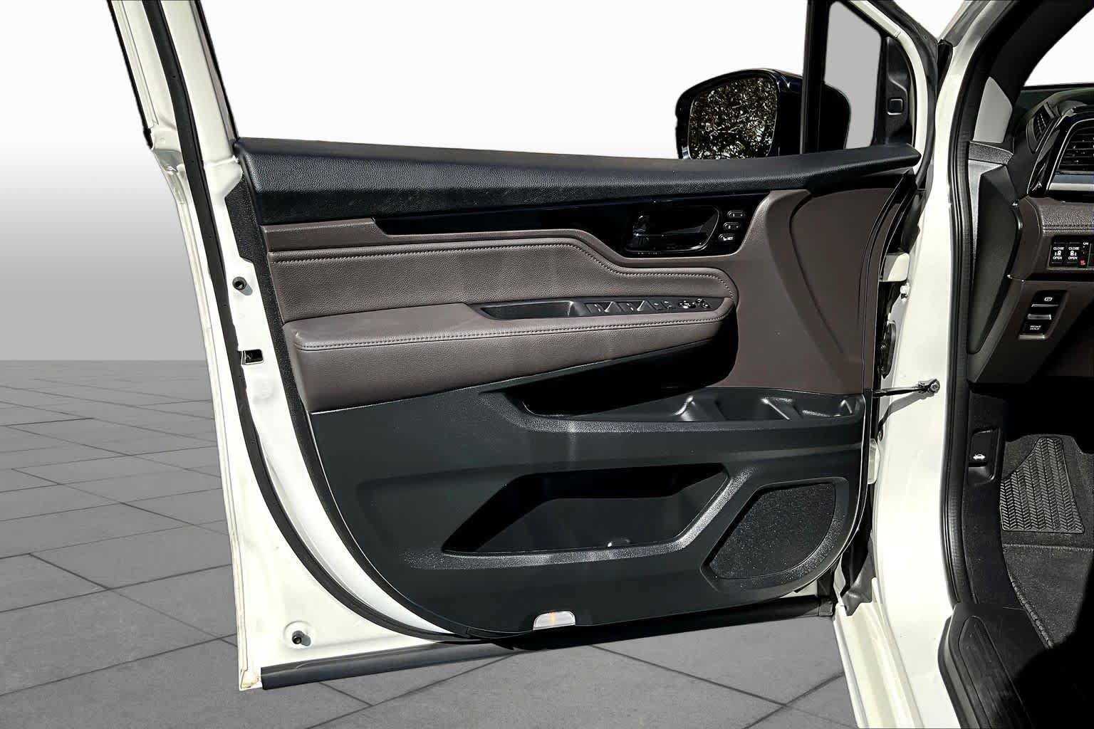 Used 2019 Honda Odyssey Elite image 22