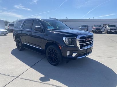 Used 2023 GMC Yukon SLT w/ SLT Premium Package