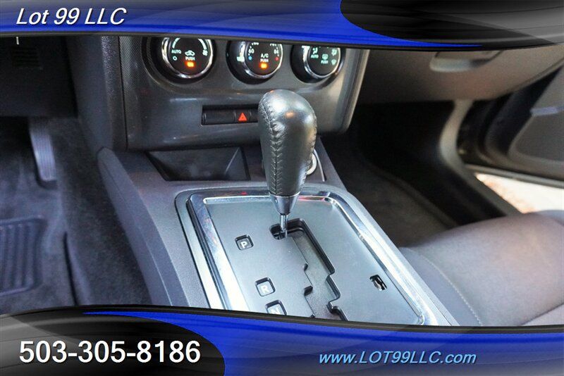 Used 2014 Dodge Challenger SXT RWD image 21