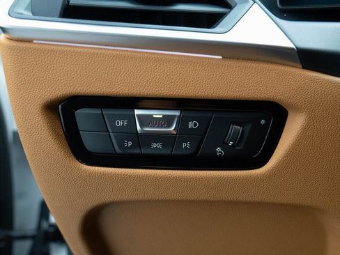 Used 2023 BMW 330i xDrive Sedan w/ Driving Assistance Package image 24