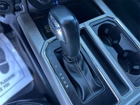 Certified 2019 Ford F150 Lariat image 21