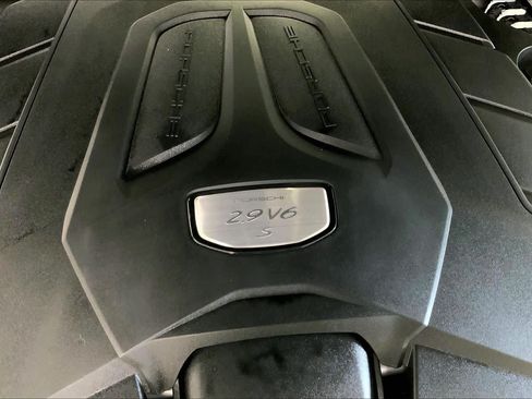 Used 2019 Porsche Cayenne S AWD/4WD image 31