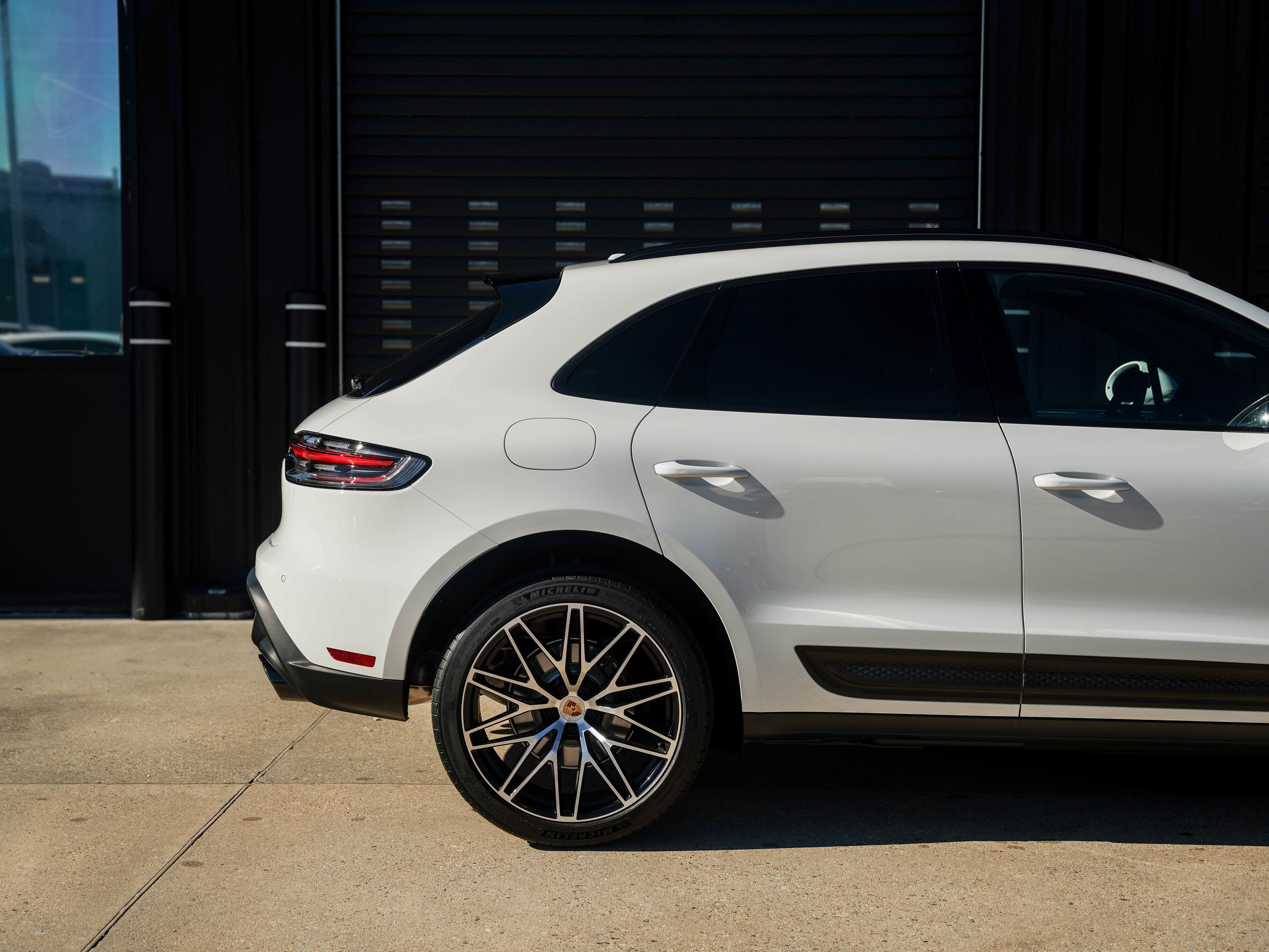 Certified 2026 Porsche Macan AWD/4WD image 14