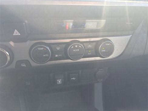 Used 2022 Toyota Tacoma SR5 image 19