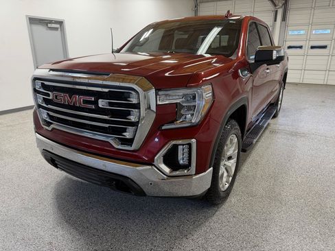 Used 2019 GMC Sierra 1500 SLT w/ SLT Premium Plus Package AWD/4WD image 2