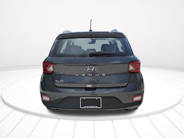 Used 2025 Hyundai Venue SEL FWD image 5