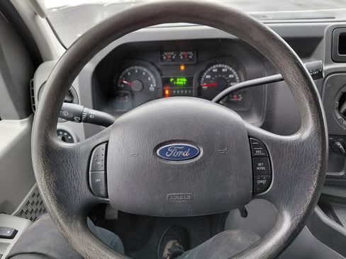 Used 2013 Ford E-250 and Econoline 250 w/ PWR Group image 20