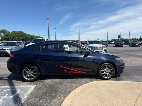 Used 2015 Dodge Dart SXT FWD image 4