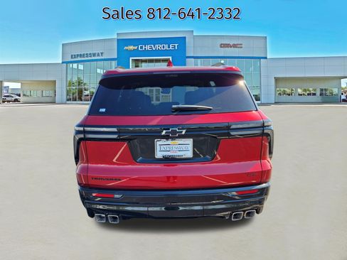 New 2026 Chevrolet Traverse RS image 4