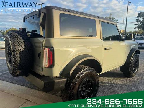 Used 2022 Ford Bronco Wildtrak image 6