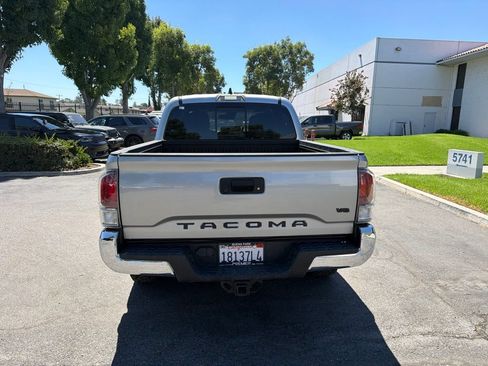 Used 2023 Toyota Tacoma TRD Off-Road w/ Black Out Package (TMS) AWD/4WD image 4