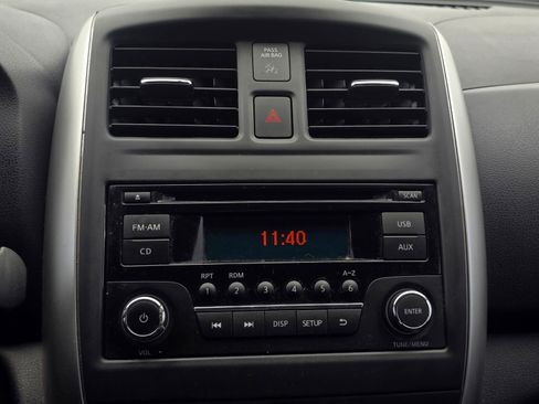 Used 2015 Nissan Versa SV image 23