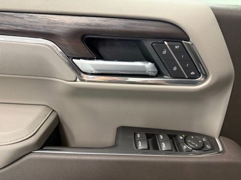 New 2026 GMC Sierra 1500 SLT w/ SLT Premium Plus Package image 14