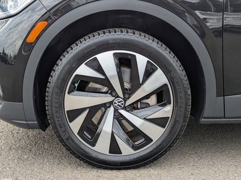 Certified 2022 Volkswagen ID.4 Pro S w/ Gradient Package image 39